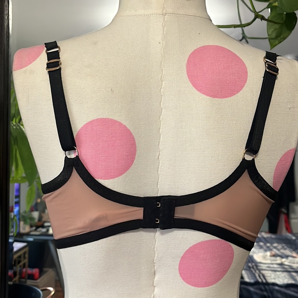 Bra/ unlined - Picture 2 of 3